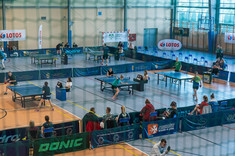 Studenci Politechniki Rzeszowskiej zdobyli złoty medal podczas Akademickich Mistrzostw Polski w tenisie stołowym